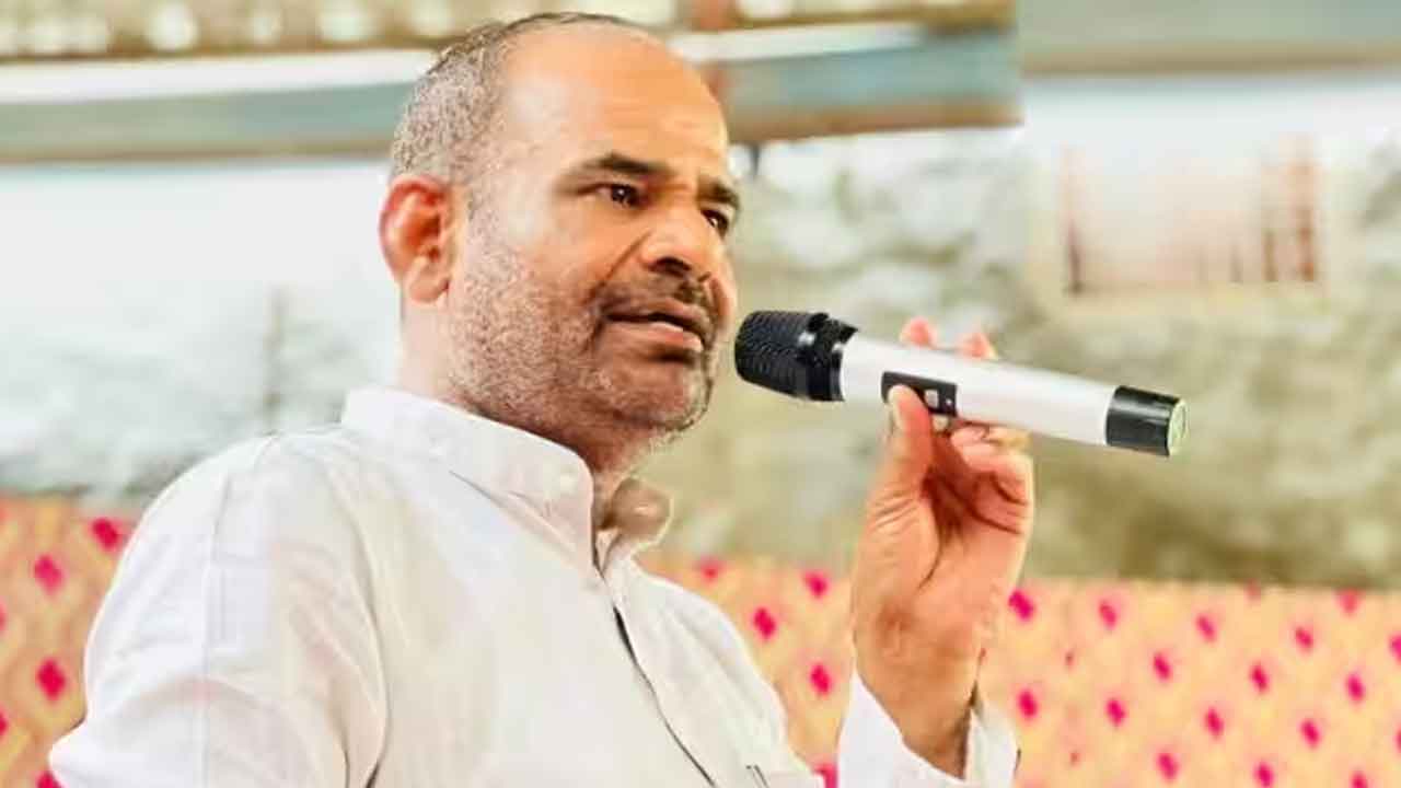 ప్రివిలేజ్ కమిటీ విచారణకు బిధూరీ డుమ్మా