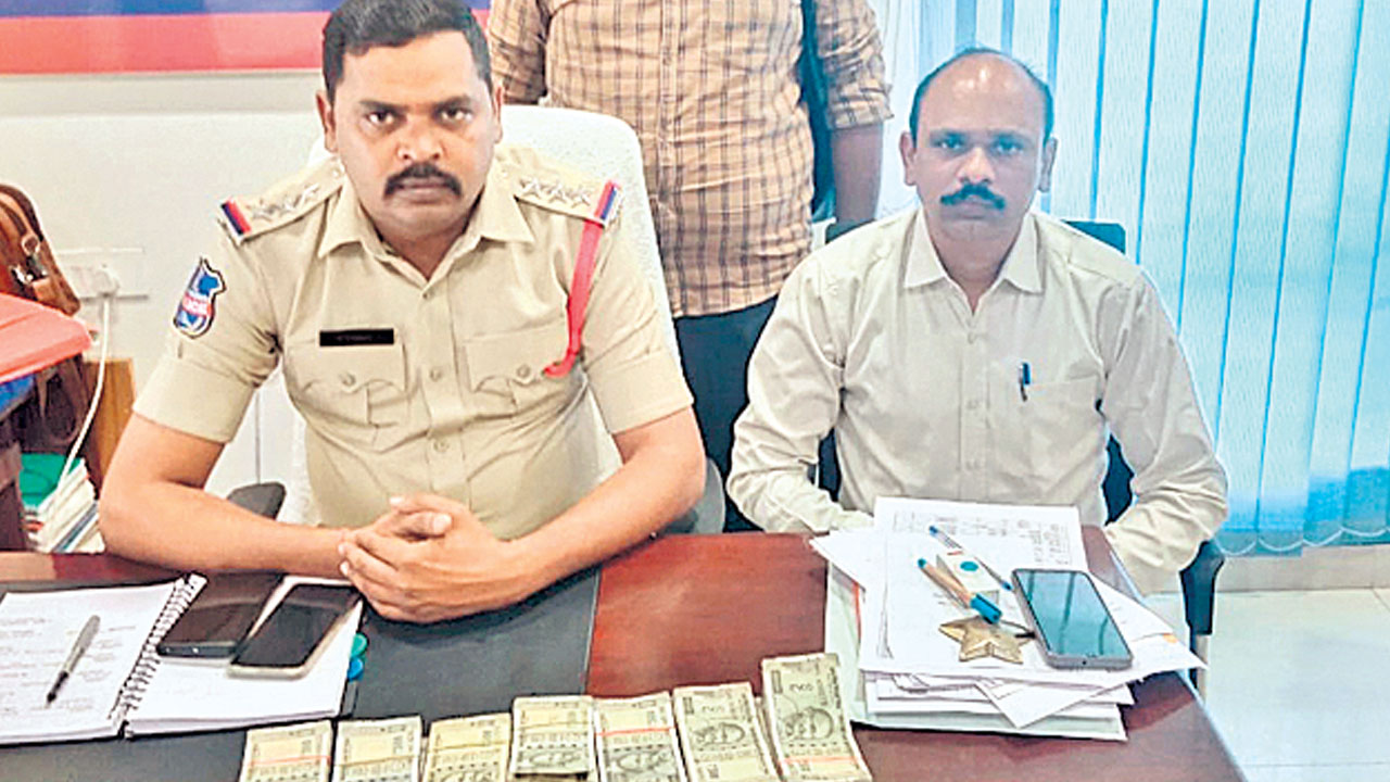 ముమ్మరంగా ఎన్నికల తనిఖీలు