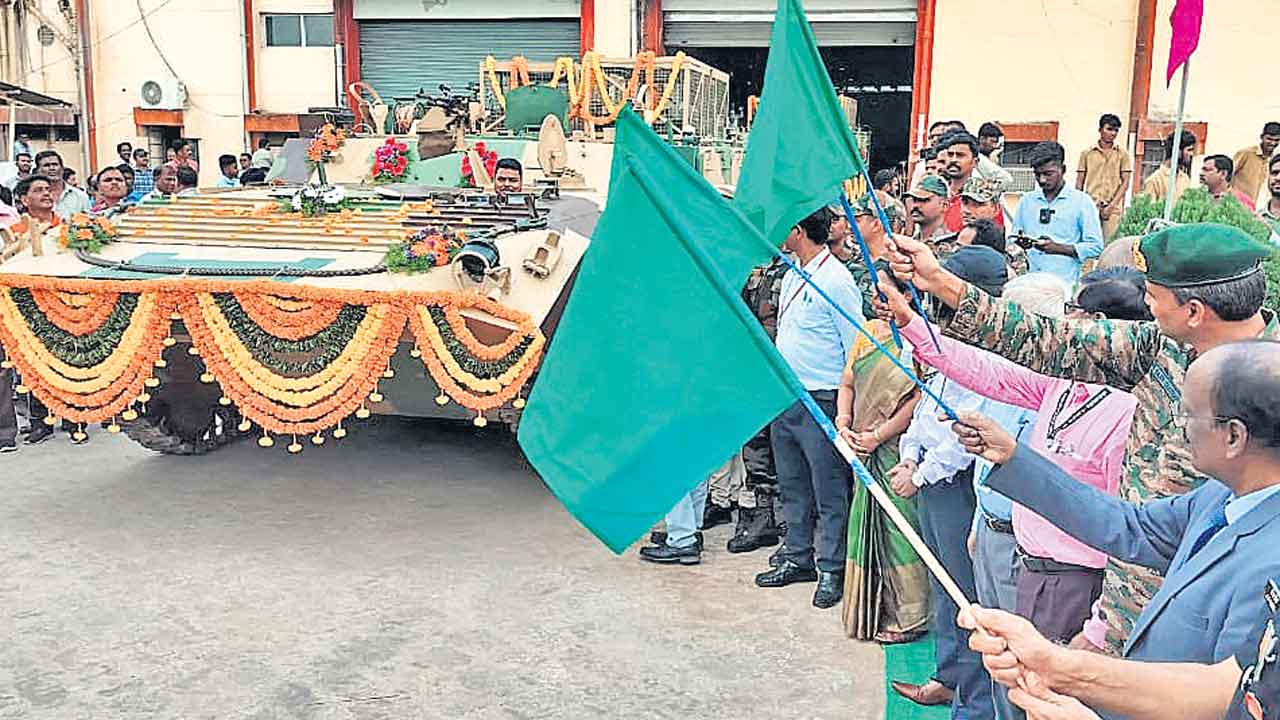 కొత్త టెక్నాలజీతో సీసీపీటీ యుద్ధ ట్యాంకర్లు