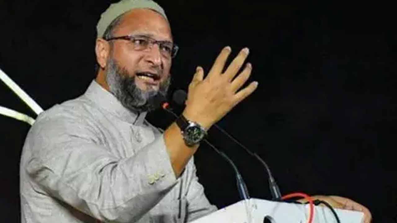 Asaduddin Owaisi | కాంగ్రెస్ పార్టీని న‌మ్మొద్దు.. రేవంత్ ఆర్ఎస్ఎస్ వ్య‌క్తి : అస‌దుద్దీన్ ఓవైసీ
