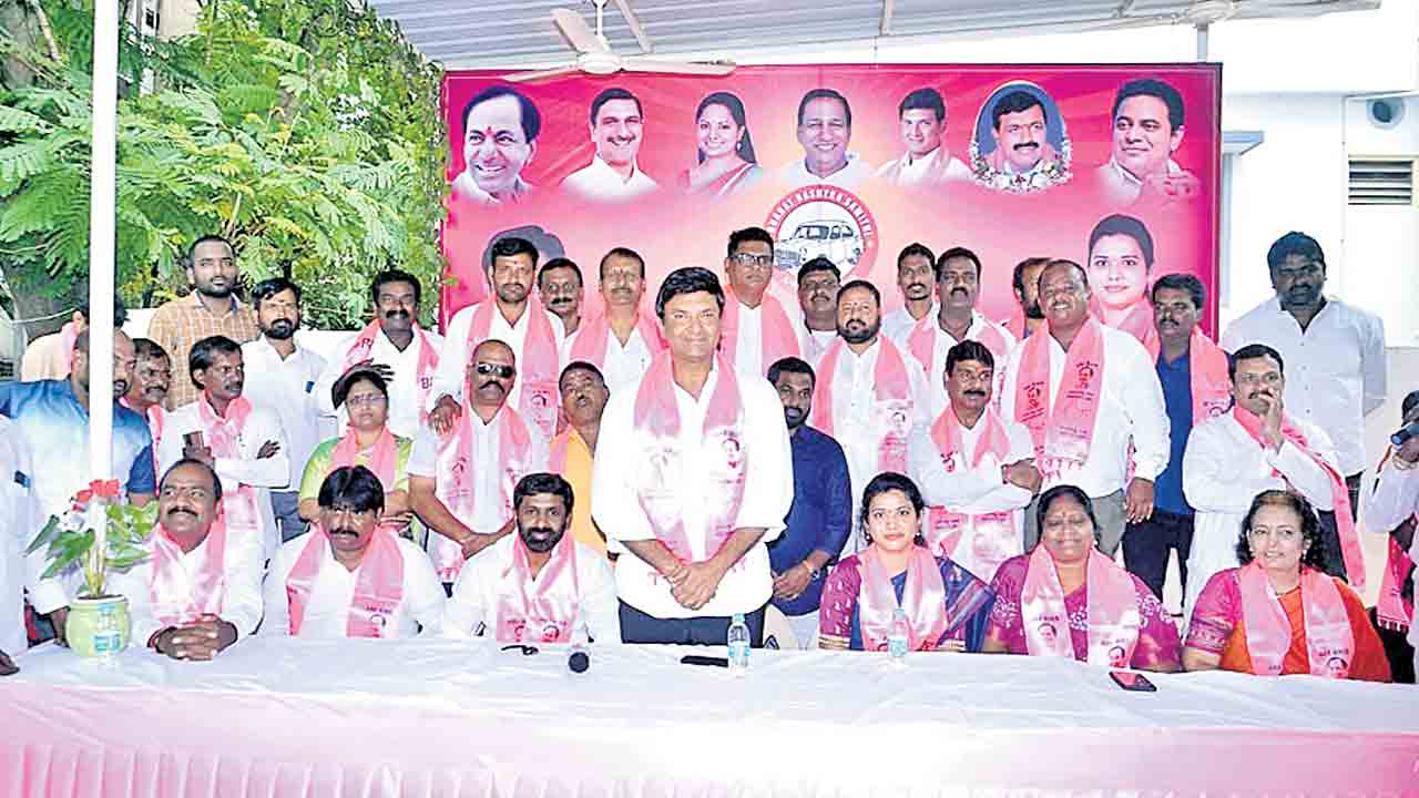 ప్రభుత్వ సంక్షేమ పథకాలు అందరికీ అందుతాయి