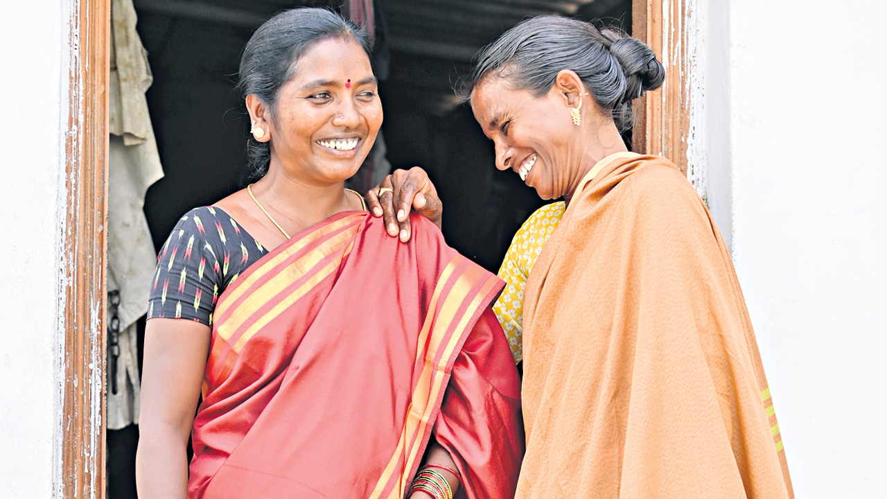 Public Voice | కేసీఆర్‌ను చూస్తే మా నాయన యాదికస్తాండు