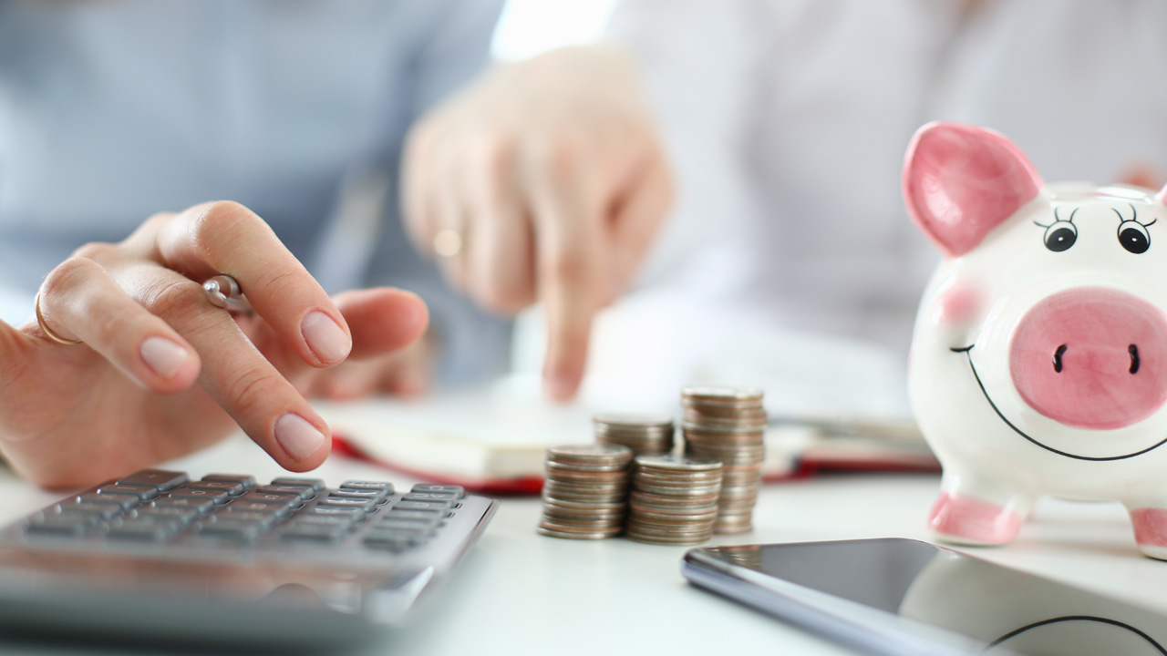 Personal Finance Tips | భార్యాభర్తలు ఇద్దరూ సంపాదిస్తున్నారా? అయితే ఇలాంటి బ్యాంక్‌ అకౌంట్ మెయింటైన్‌ చేయడమే బెటర్‌!