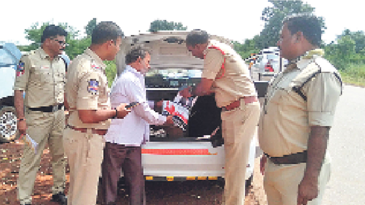 పకడ్బందీగా సరిహద్దు చెక్‌పోస్టు