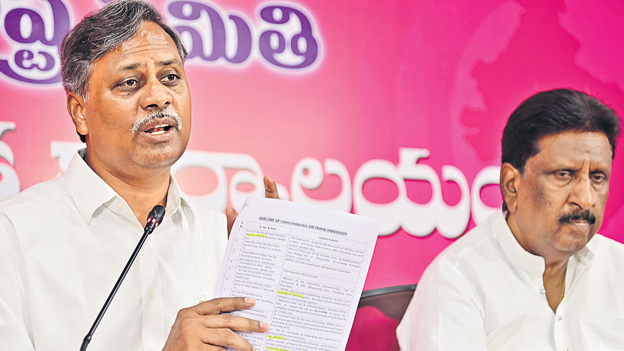 నిజామాబాద్‌లో నైనా నిజాలు చెప్పండి