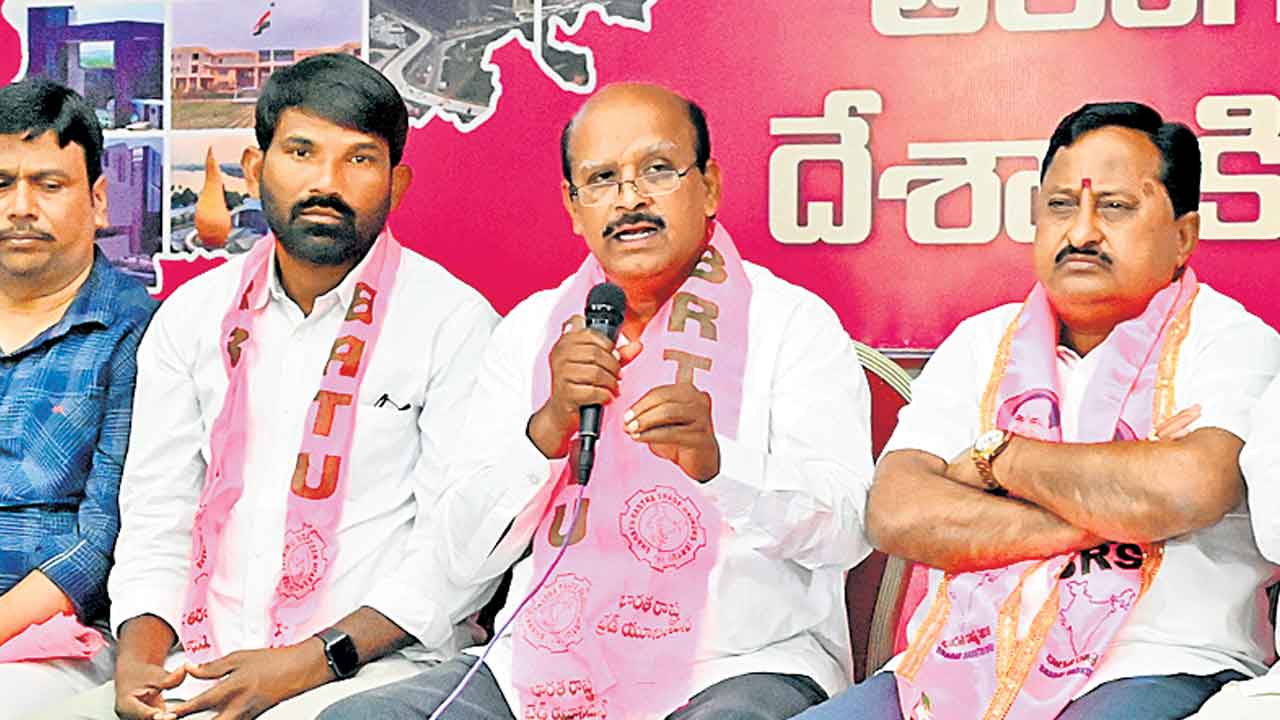 కేసీఆర్‌ వెంటే కార్మికవర్గం