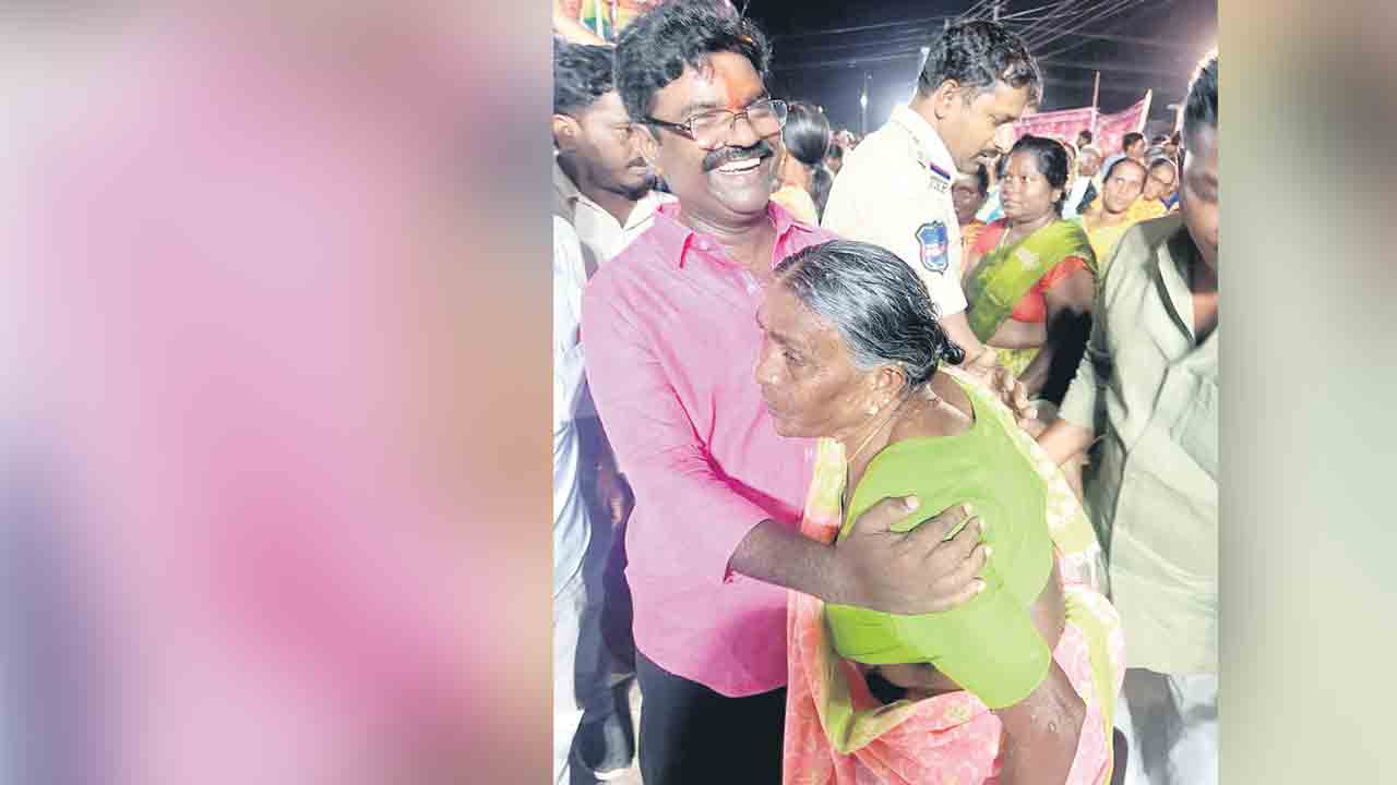 అభివృద్ధిని చూసి ఓటెయ్యండి