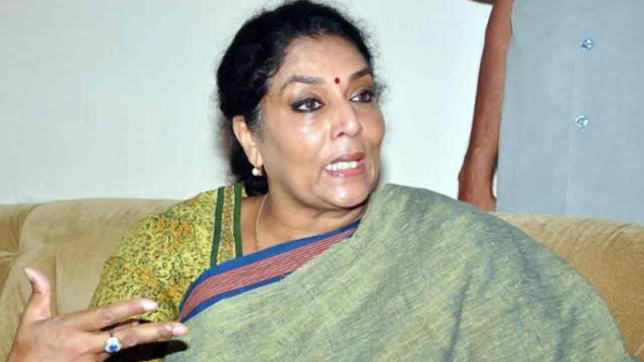 Renuka Chowdhury | ‘క‌మ్మ’లు అంటే అంత లోకువ‌నా..? కాంగ్రెస్ టికెట్ల కేటాయింపుపై రేణుకా చౌద‌రి సంచ‌ల‌న వ్యాఖ్య‌లు