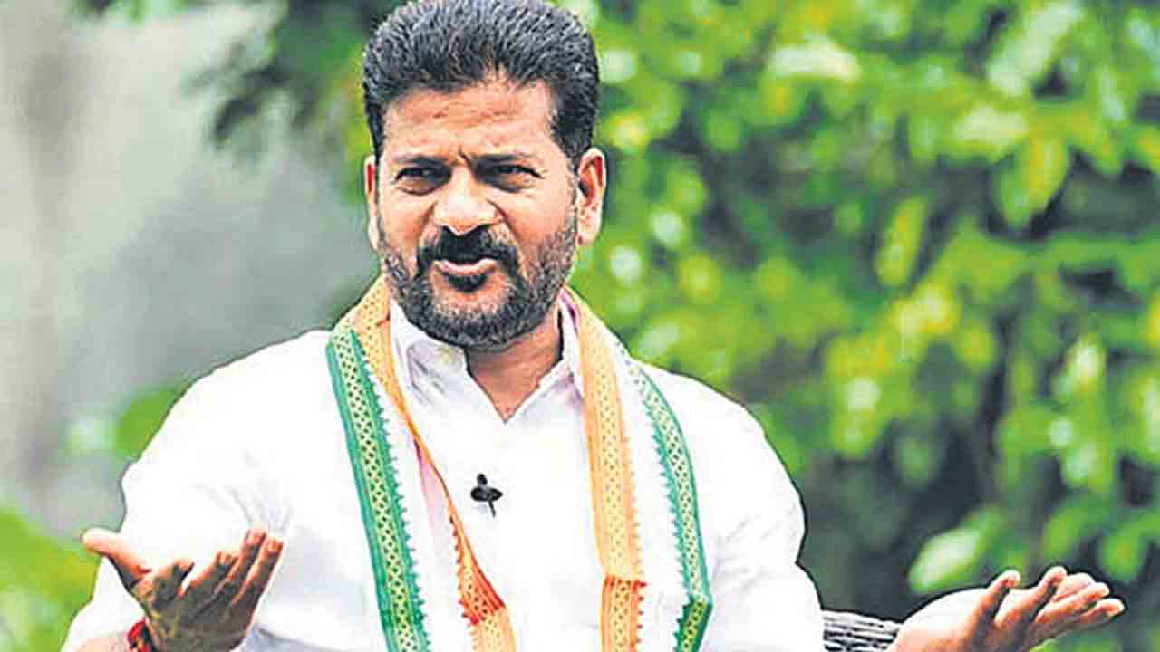 పీజేఆర్‌ వారసులకు రేవంత్‌ రెడ్డి చెక్‌