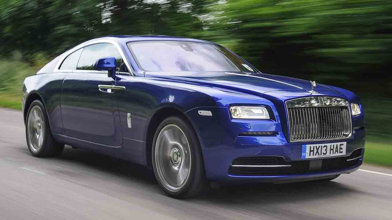 టాప్‌గేర్‌లో లగ్జరీ కార్లు