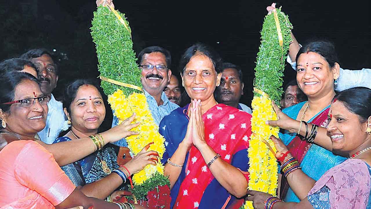 సీఎం కేసీఆర్‌ చరిత్రలో నిలిచిపోతారు