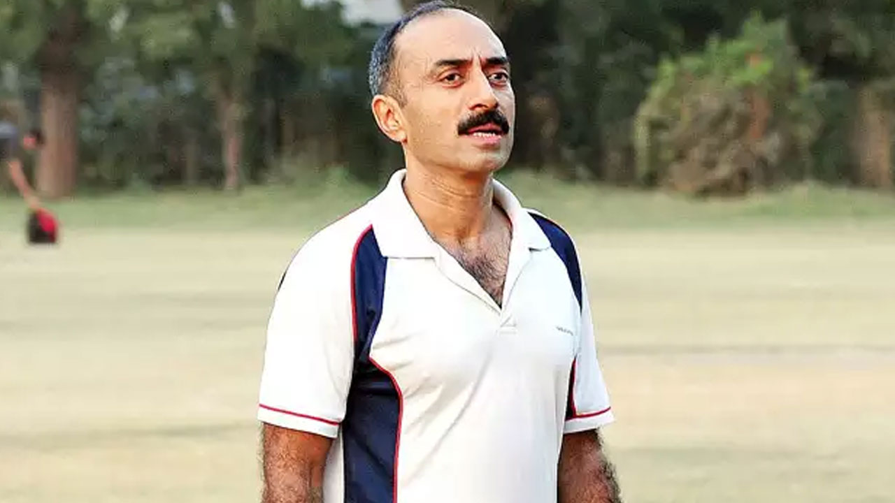 Supreme Court: మాజీ ఐపీఎస్‌కు 3 ల‌క్ష‌ల జ‌రిమానా విధించిన సుప్రీంకోర్టు