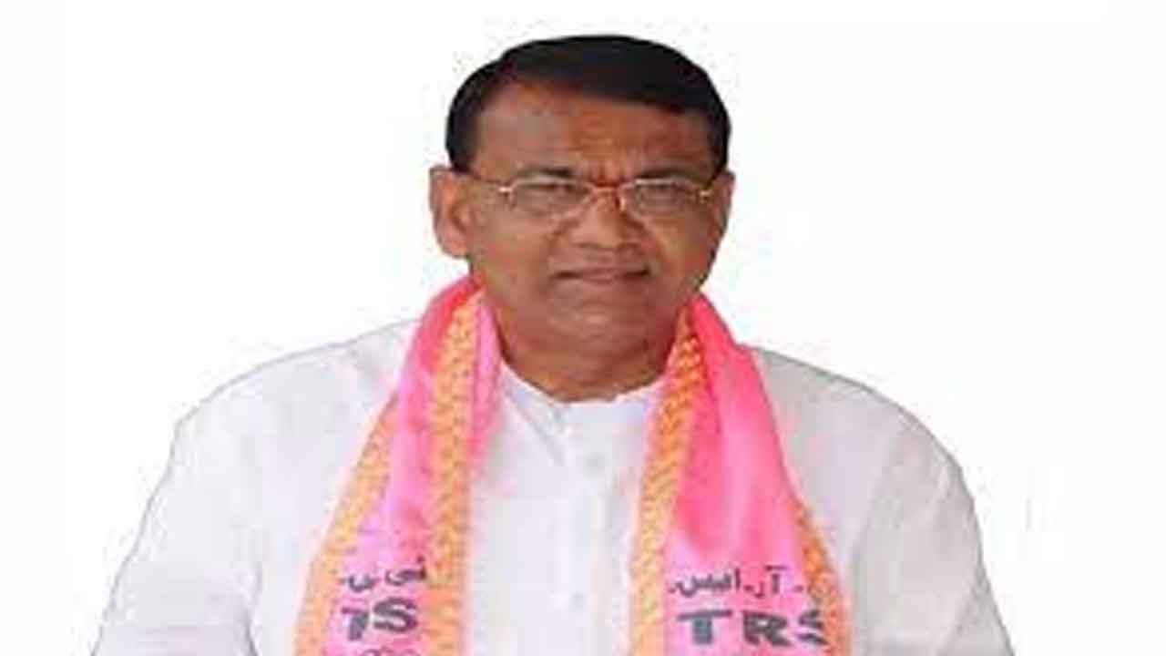 స్పీకర్‌కు జైకొట్టిన కమ్మ కులస్థులు