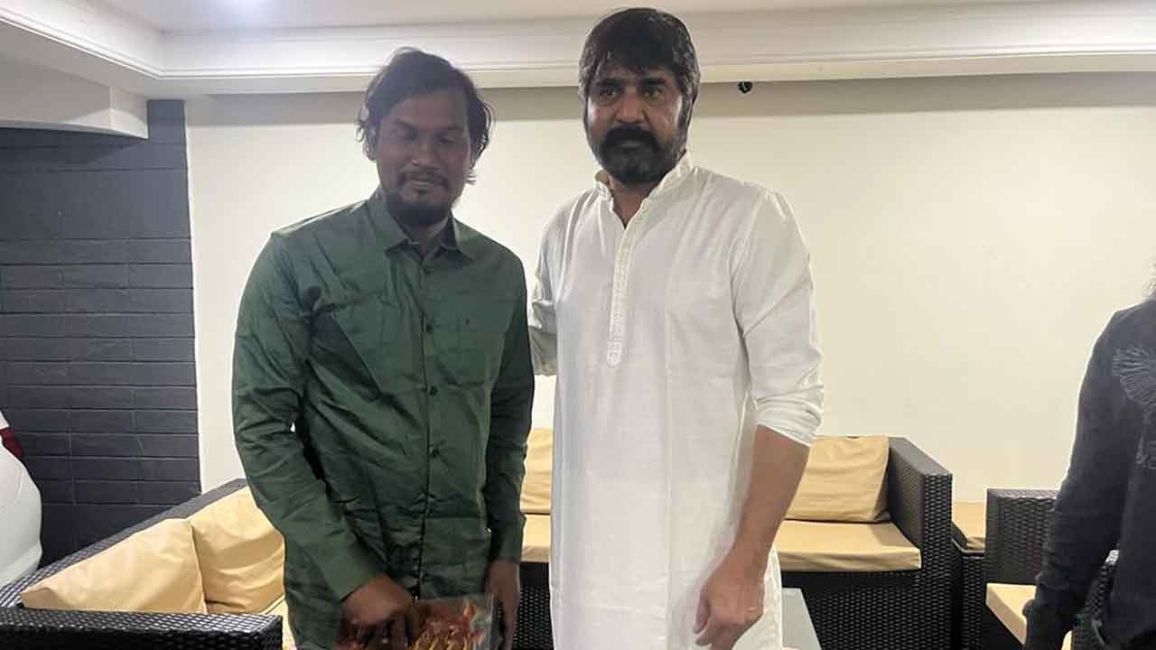 నిజానికి దగ్గరగా లింగడు