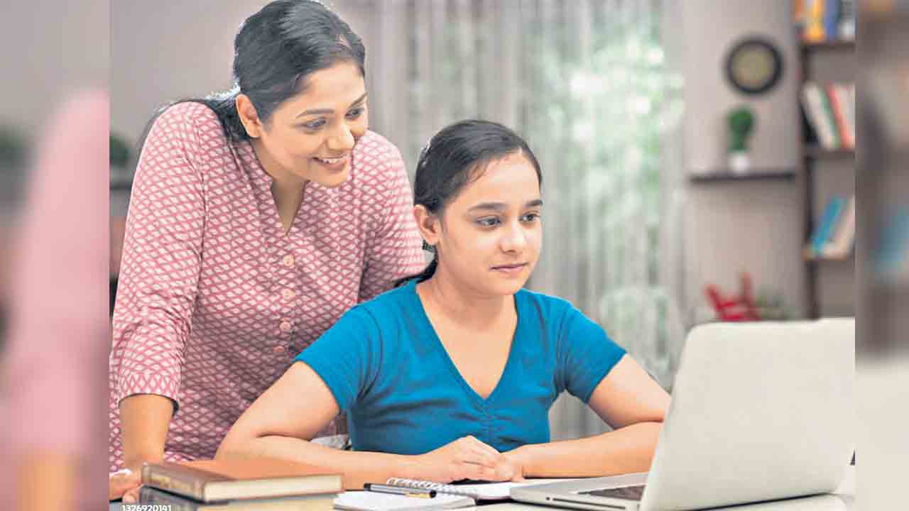 Parenting Tips | మీ పిల్లలు టీనేజీలోకి అడుగుపెడుతున్నారా.. అయితే పేరెంట్స్‌ ఈ విషయాల్లో జాగ్రత్తలు తీసుకోవాల్సిందే!