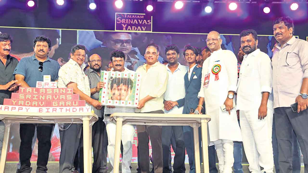 సినిమా పరిశ్రమకు ఏ కష్టమొచ్చినా ముందుంటా: మంత్రి తలసాని