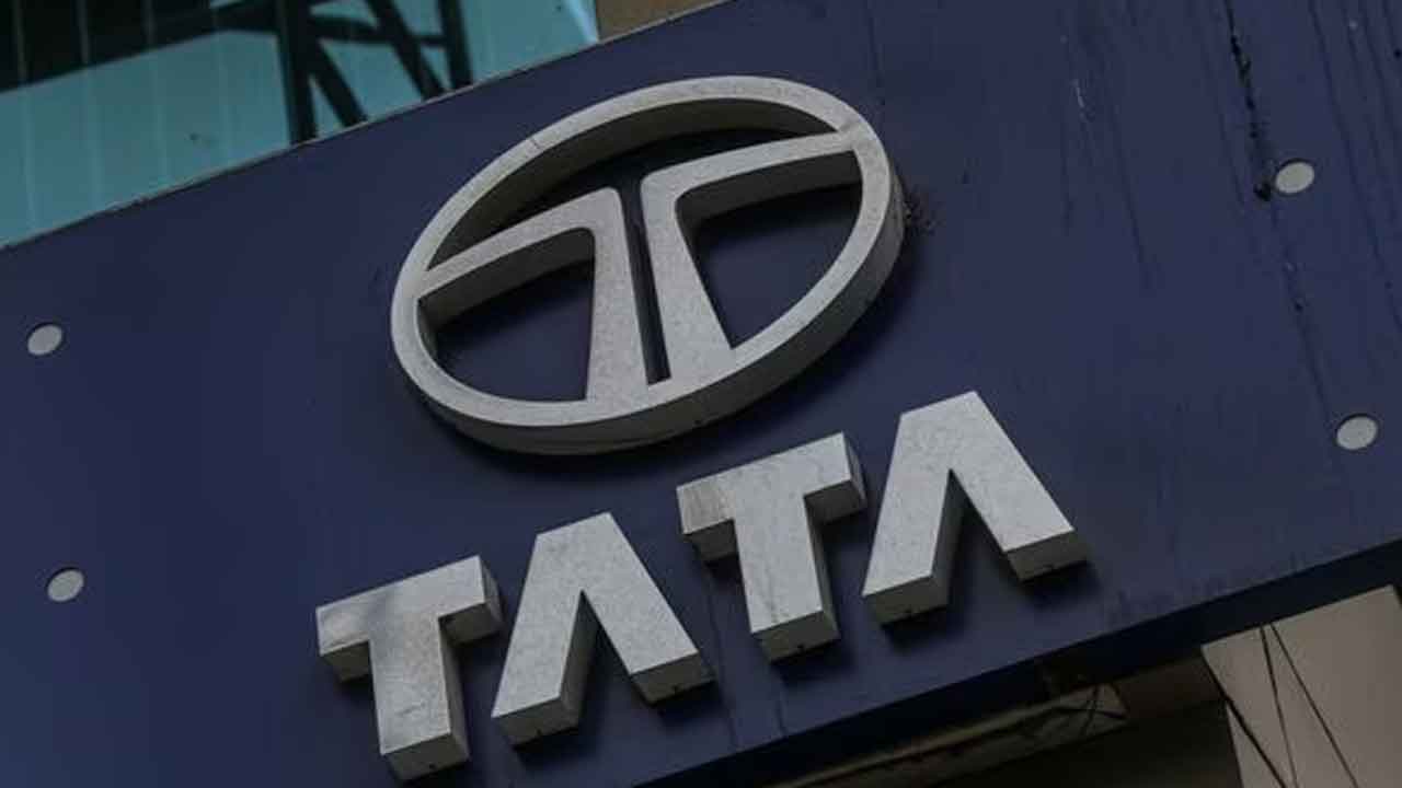 హారియర్, సఫారీ ధరలు తగ్గించిన టాటా