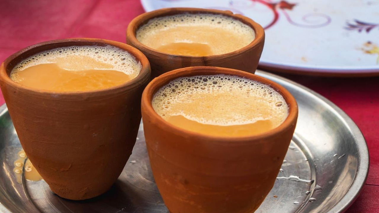 Tea History | వందేండ్ల చరిత్ర కలిగిన ఈ టీ కొట్టులో ఎంతటి సెలబ్రెటీ అయినా ఛాయ్‌ తాగాల్సిందే!