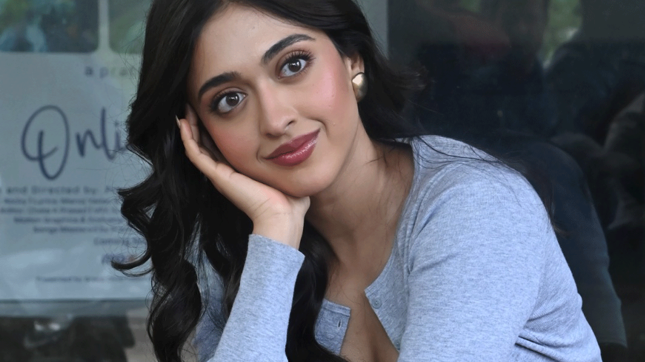 Gayathri Bhardwaj | టైగర్ భామకు రామ్ చరణ్‌పై క్రష్..!