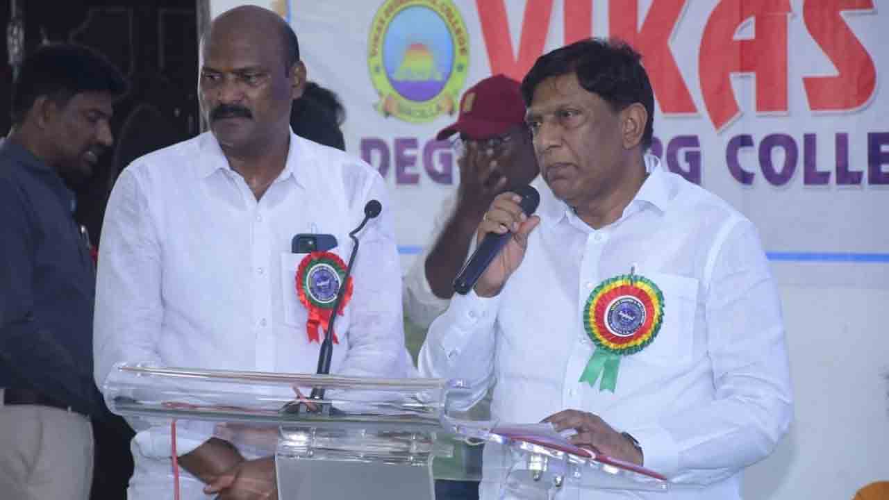 విద్యారంగానికి ప్రభుత్వం పెద్దపీట