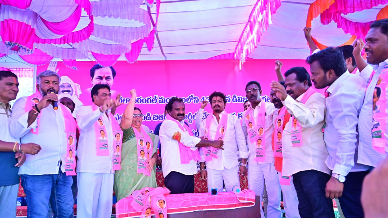 MLA Aruri Ramesh | వరంగల్‌ జిల్లాలో కాంగ్రెస్‌కు షాక్‌..బీఆర్‌ఎస్‌లో భారీగా చేరికలు