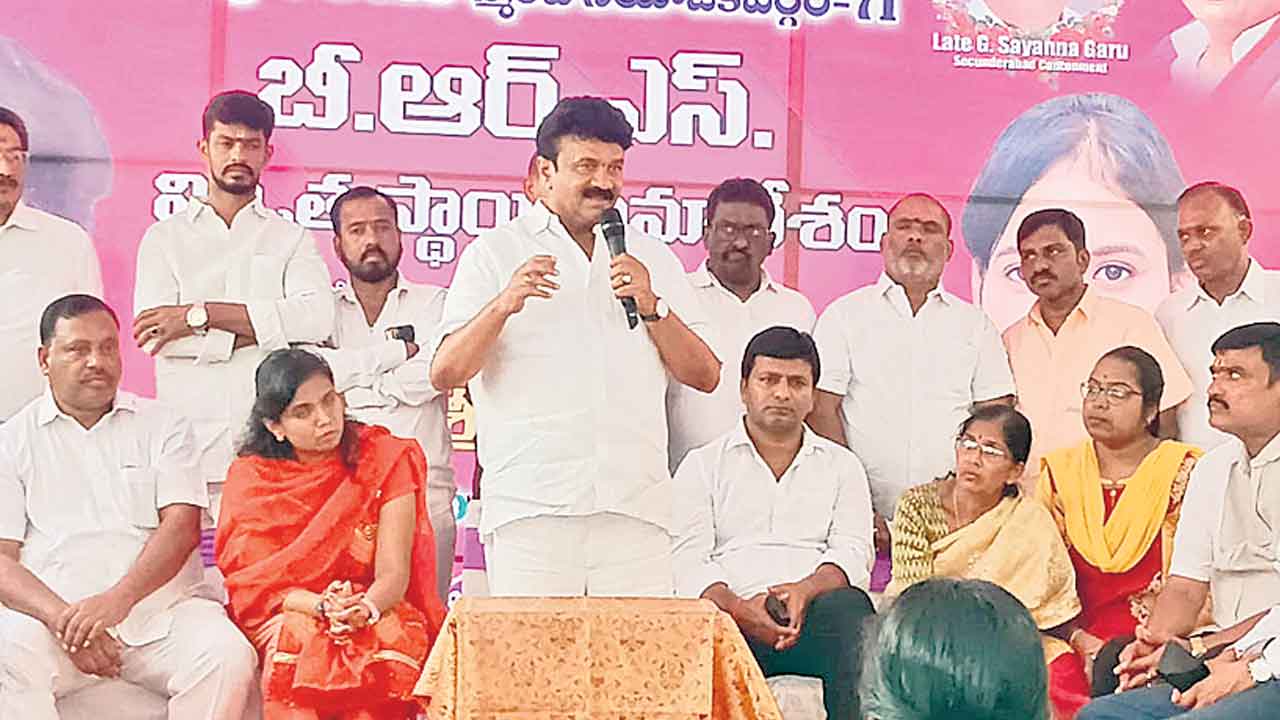 కంటోన్మెంట్‌లో వార్‌ వన్‌సైడే