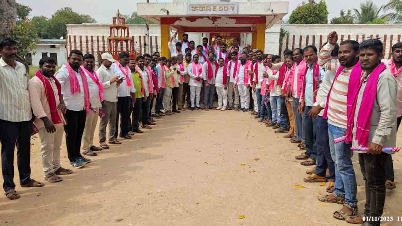 ఇంటింటికీ బీఆర్‌ఎస్‌ మ్యానిఫెస్టో