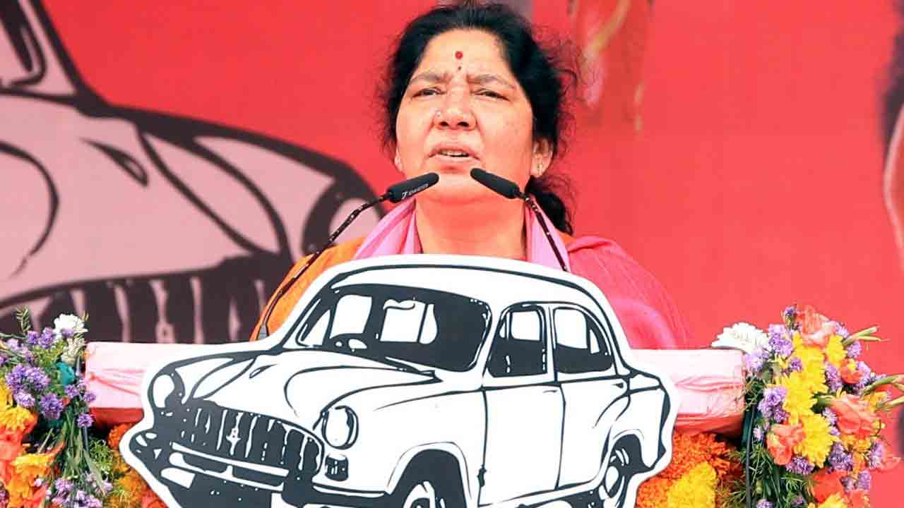 ప్రజల మనిషి ఎర్రబెల్లిని గెలిపించాలి : మంత్రి సత్యవతిరాథోడ్‌