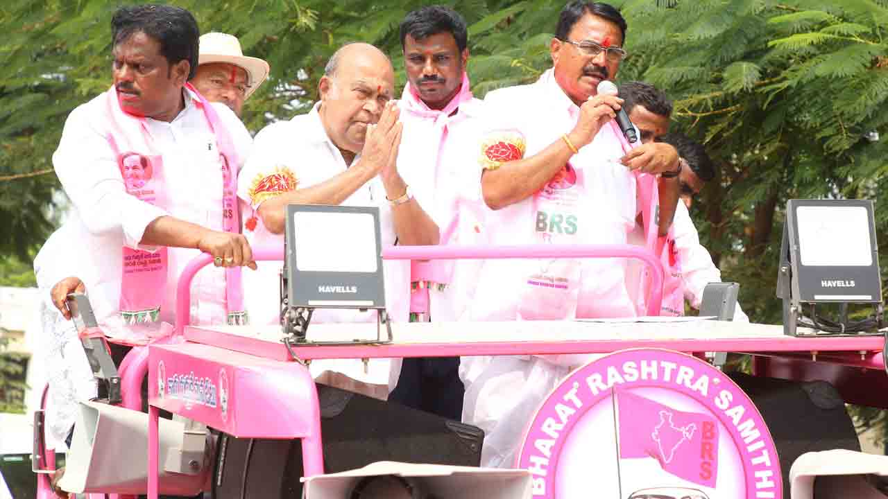 సేద్యాన్ని నిలబెట్టిందే కేసీఆర్‌ సర్కారు