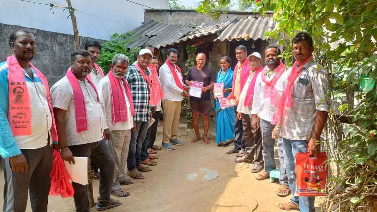 కాంగ్రెస్‌వి మోసపూరిత హామీలు