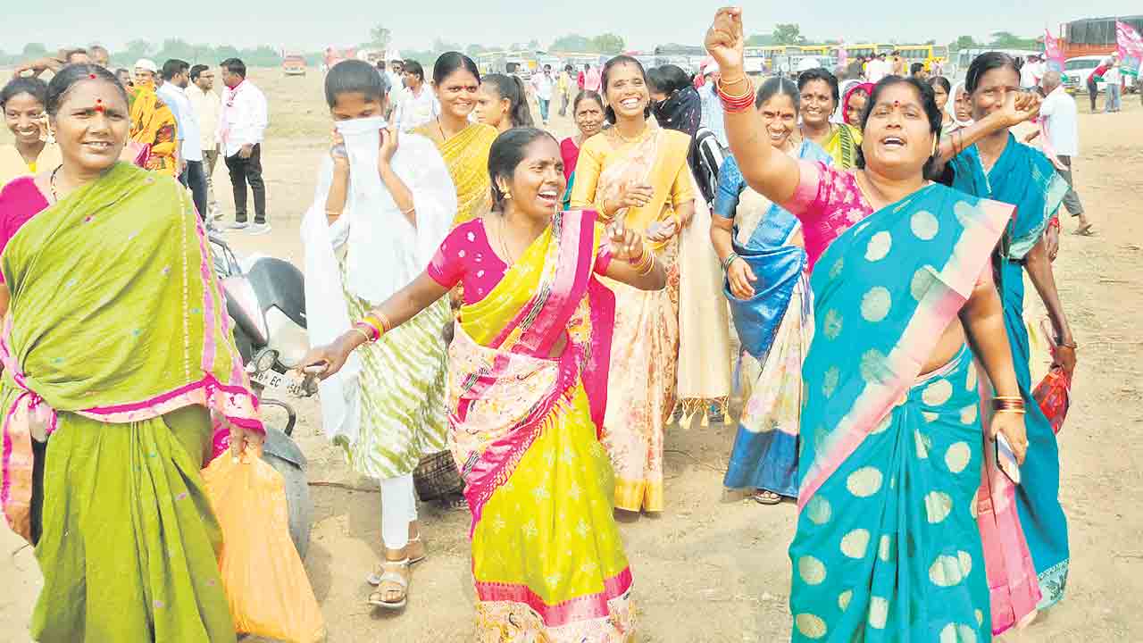 కేసీఆర్‌ సభ గ్రాండ్‌ సక్సెస్‌