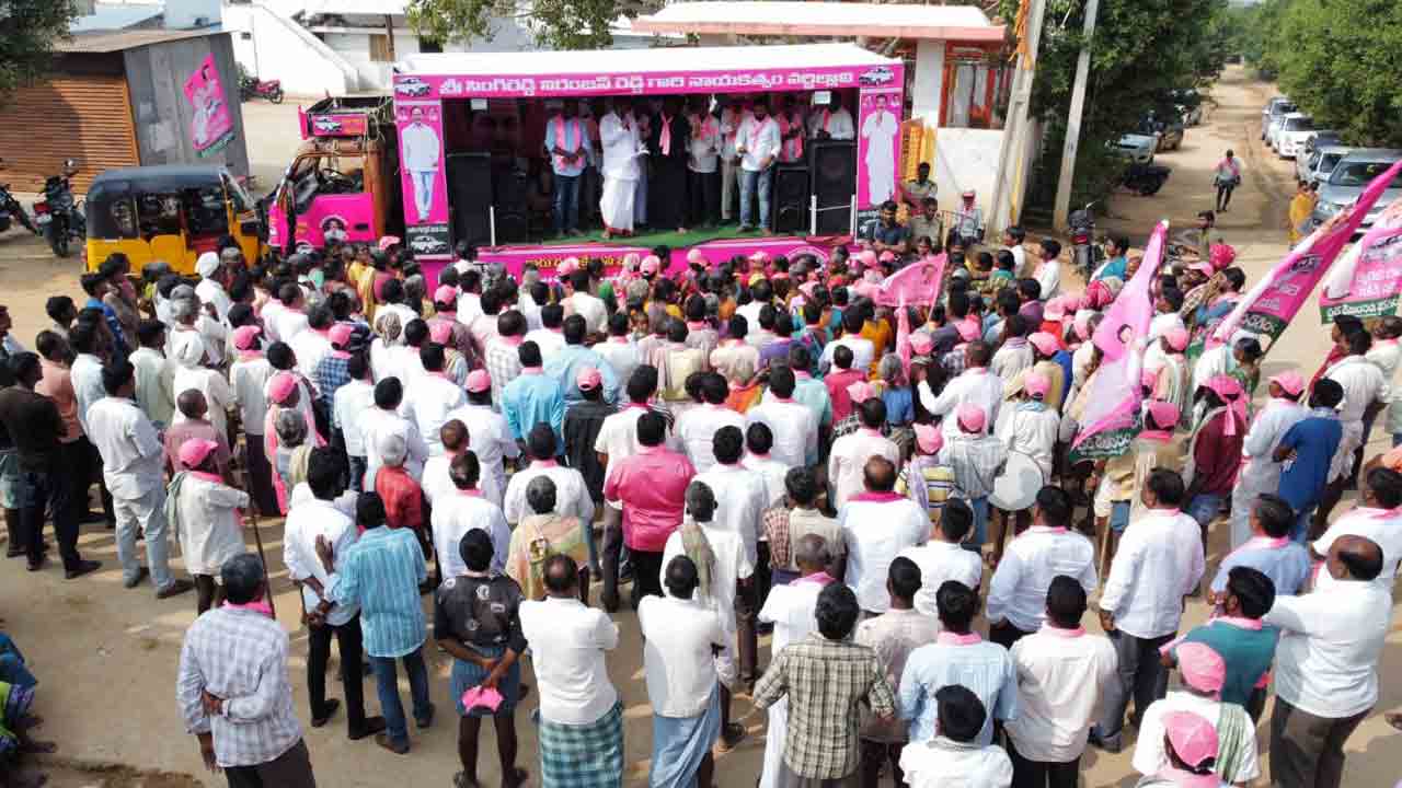 ప్రచార హోరు