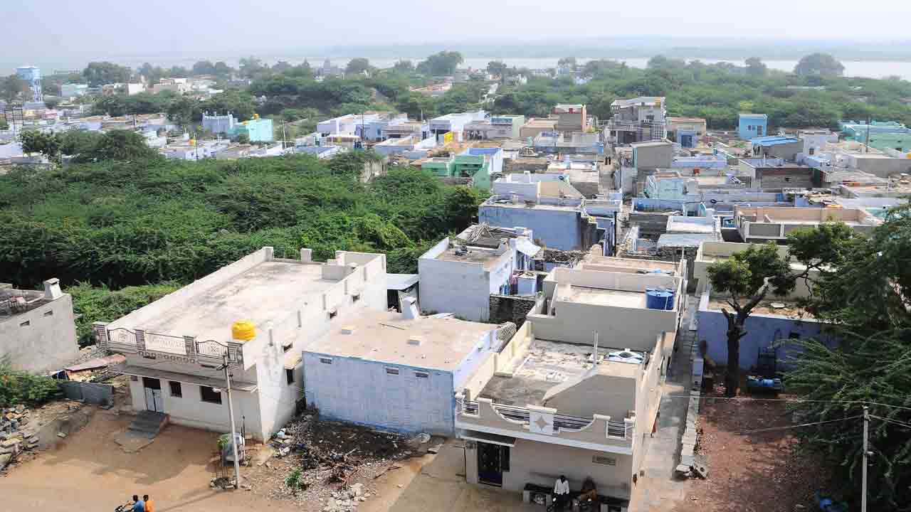 అభివృద్ధి అడ్డా అలంపూర్‌ గడ్డ