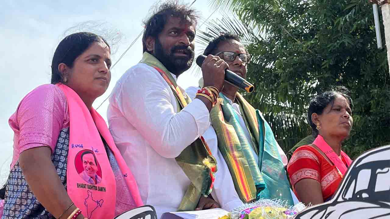 కాంగ్రెస్‌, బీజేపీ ఒక్కటే..