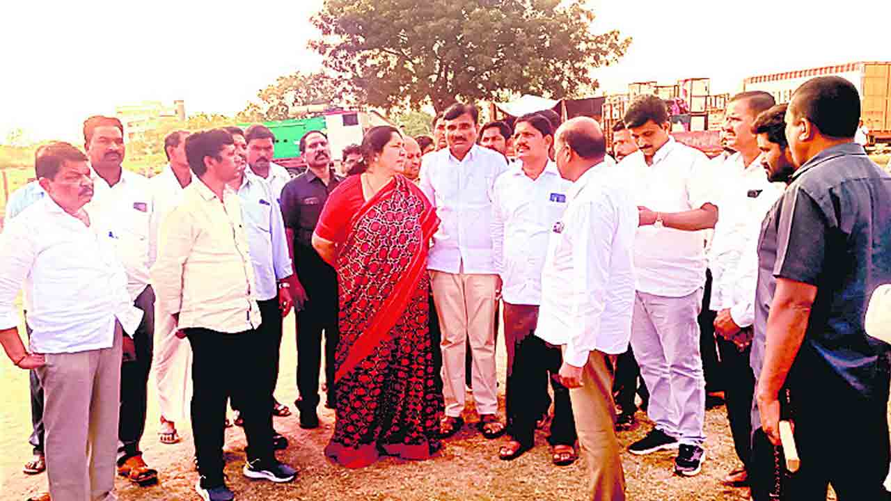 మరిపెడకు జననేత