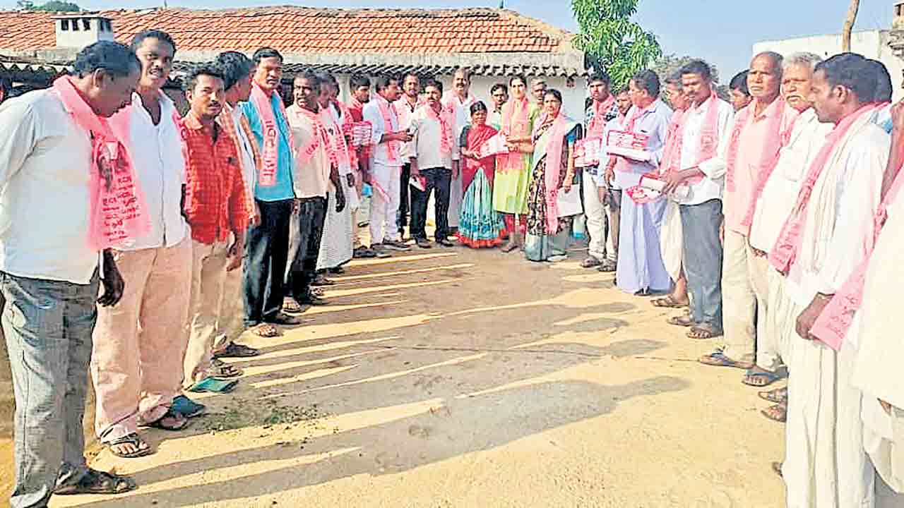 సునీతమ్మను భారీ మెజార్టీతో గెలిపిద్దాం