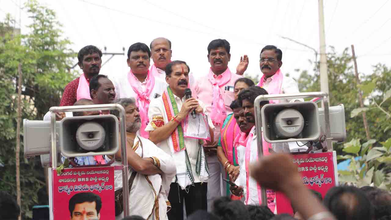 ఉద్యమంలో, కష్టాల్లో ప్రతిపక్షాలు ఎక్కడ?