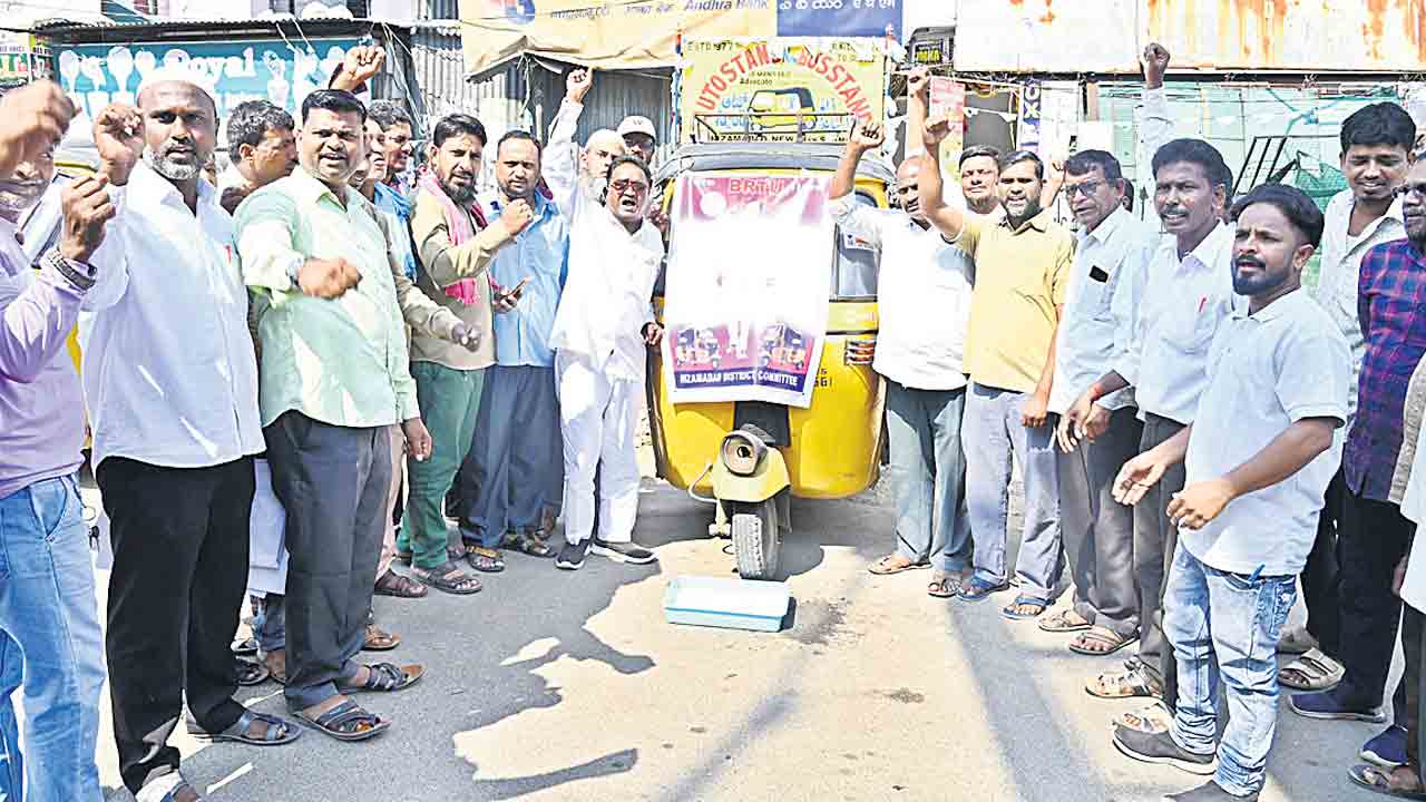 బీఆర్‌ఎస్‌కు ఆటో యూనియన్‌ మద్దతు