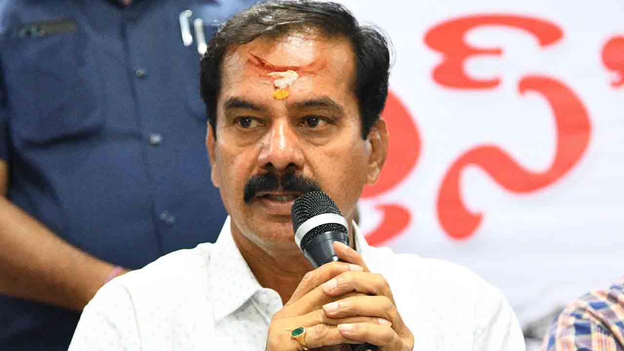 నిస్వార్థం, నిజాయితీ నిబద్ధతతో పనిచేశా