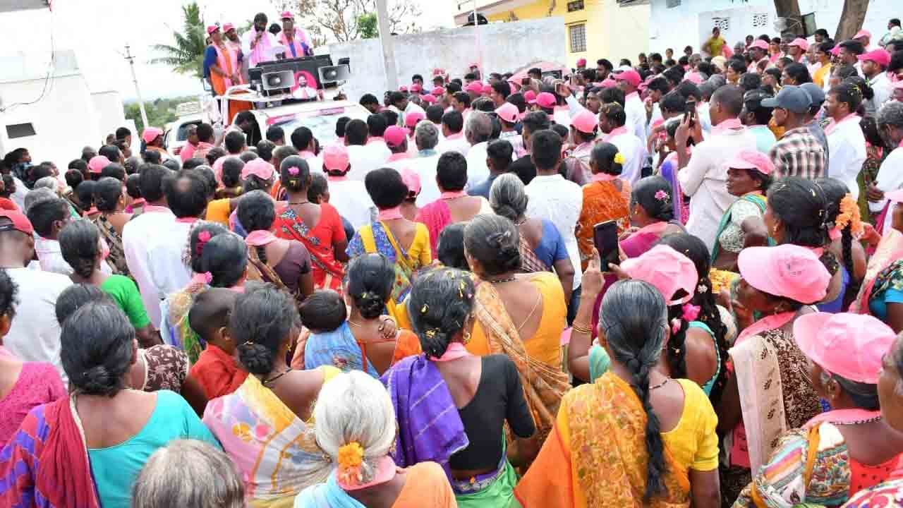 55 ఏండ్లలో కనీసం తాగునీళ్లివ్వలే..