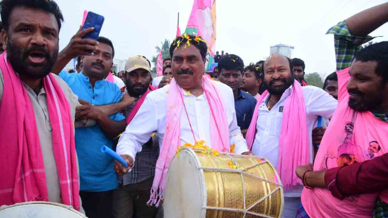 పడావు భూముల్లో పసిడి పంటలు