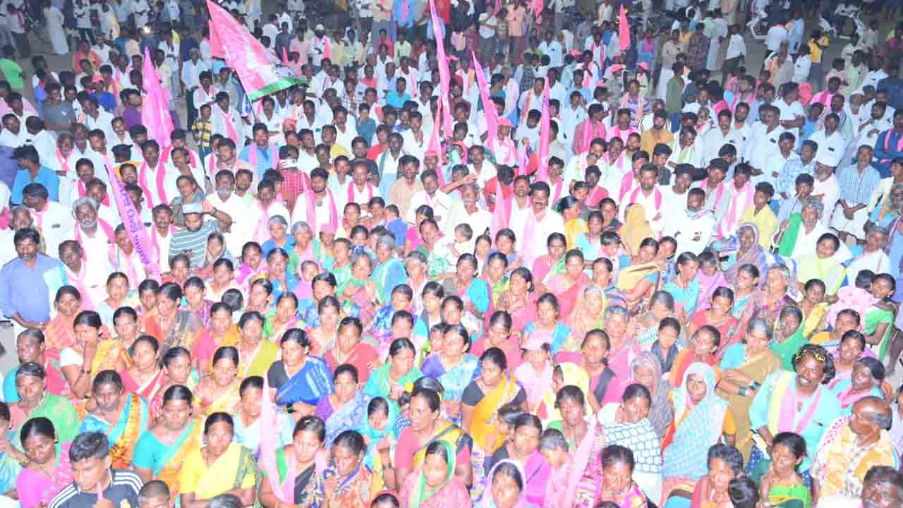 ఆదరిస్తే మరింత అభివృద్ధి