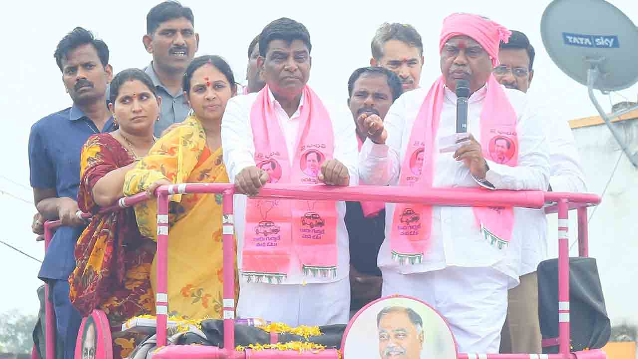 ‘పొంగులేటి’ ఓ బందిపోటు దొంగ