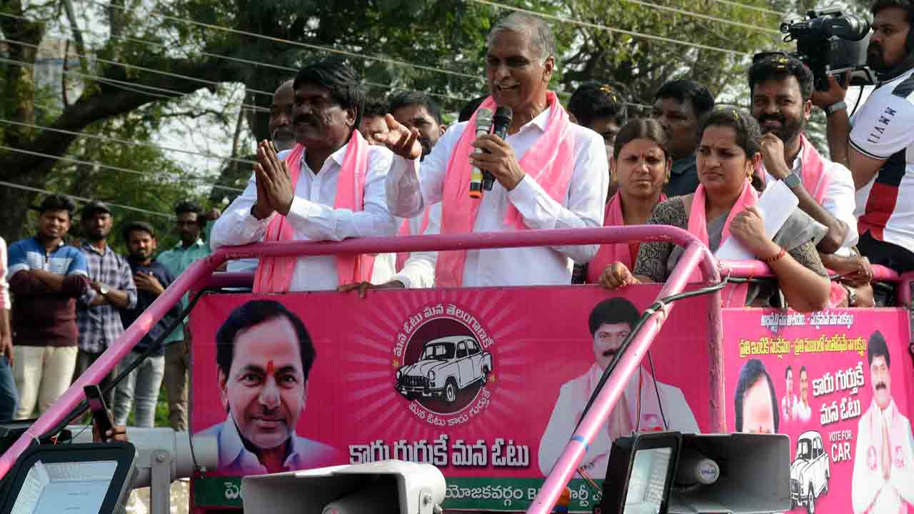 రిస్క్‌ వద్దు.. కారుకు గుద్దు..