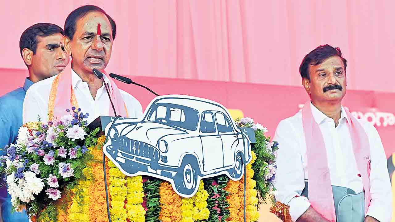 కత్తి ఒకరికిచ్చి మరొకరిని యుద్ధం చేయమంటే చేస్తడా?