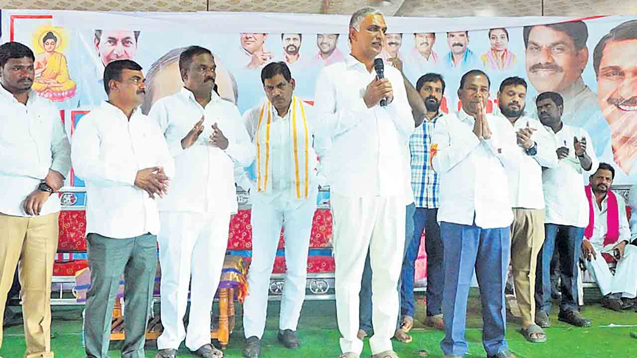 లింగాయత్‌లు, ముస్లింల అభివృద్ధికి ప్రభుత్వం కృషి