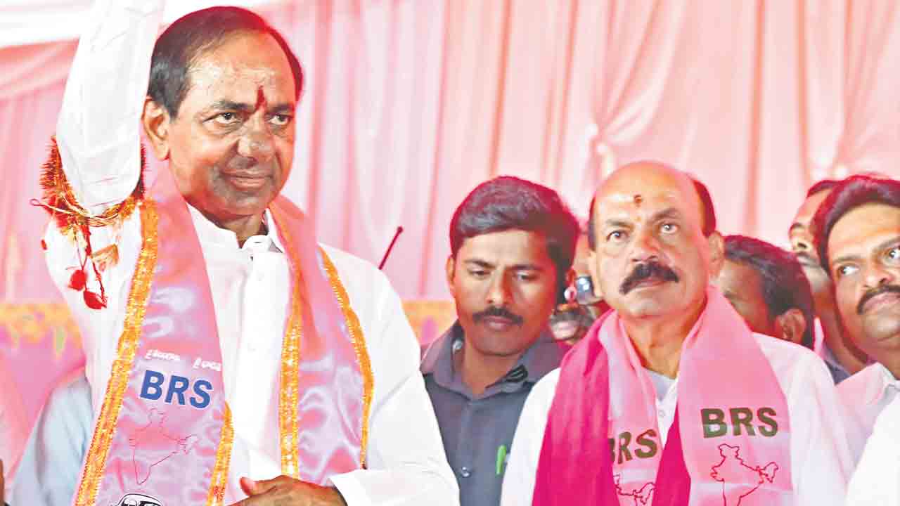 అభివృద్ధి చేస్తా.. ఆశీర్వదించండి