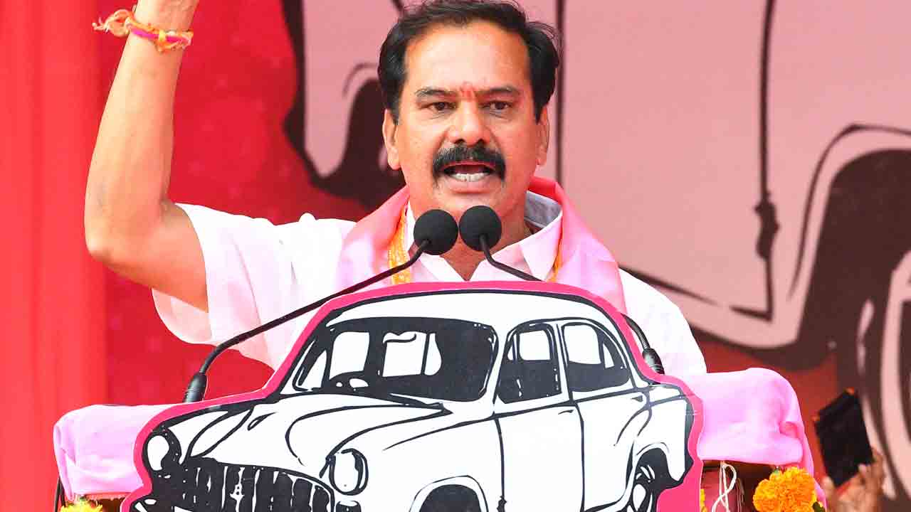 హైదరాబాద్‌కు దీటుగా వరంగల్‌ అభివృద్ధి