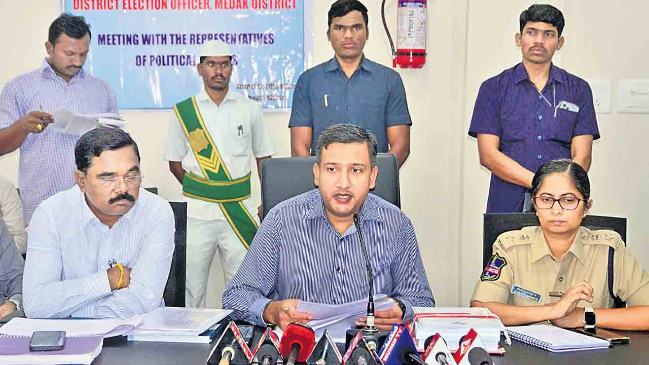 నామినేషన్ల స్వీకరణకు సర్వం సిద్ధం