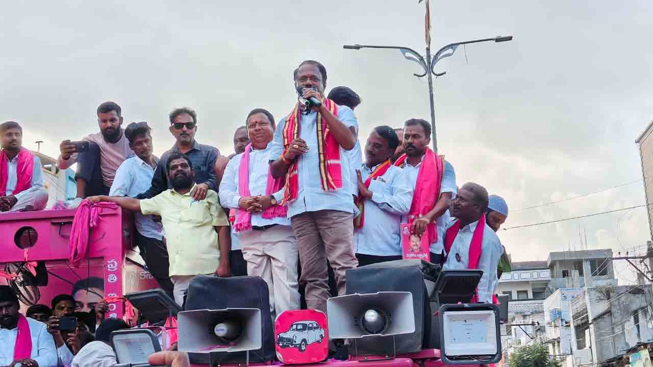 కాంగ్రెస్‌ను నమ్మితే తెలంగాణ ఆగమైతది